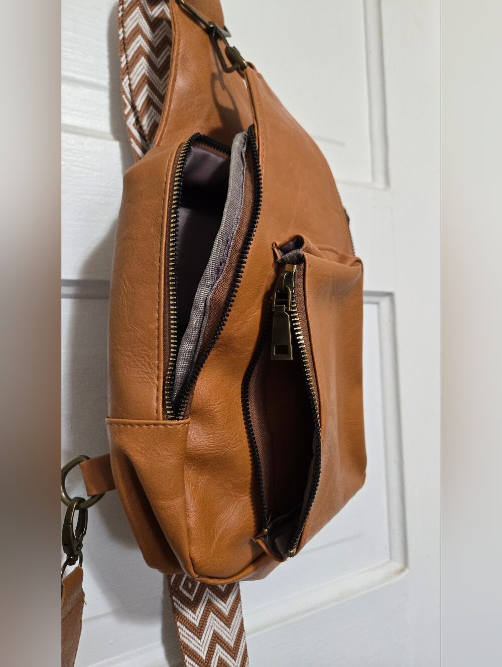 Casual Tan Leather Sling Bag - Picture 2 of 4
